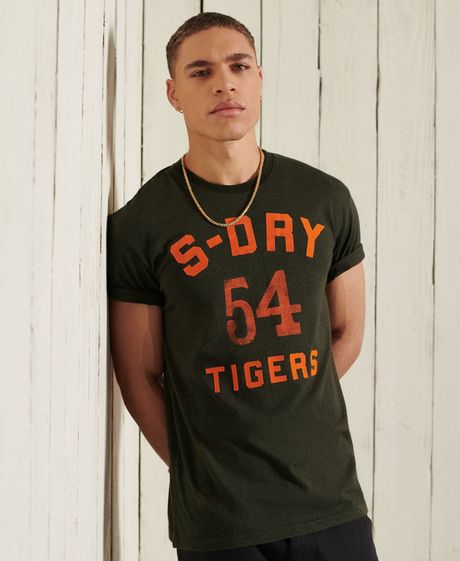 Camiseta-Para-Hombre-Military-Box-Fit-Graphic-Tee-Superdry